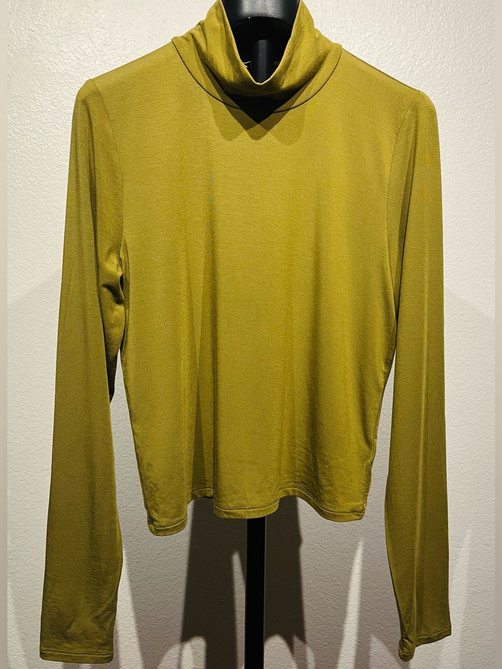 Babaton Olive Green Turtleneck Long Sleeve Top - Size L (Women’s)